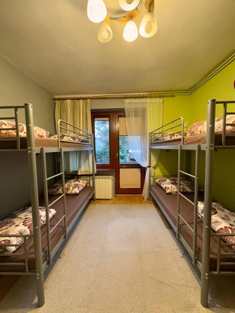 Vector Home Warschau Buitenkant foto
